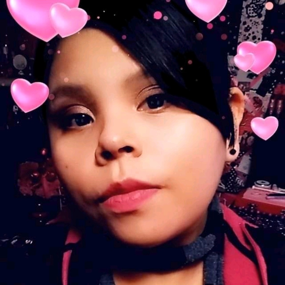 Meet your Posher, Kiki